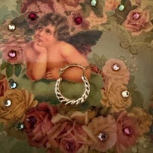 Dainty 10kt solid yellow gold twisted croissant small hoop huggie single earring